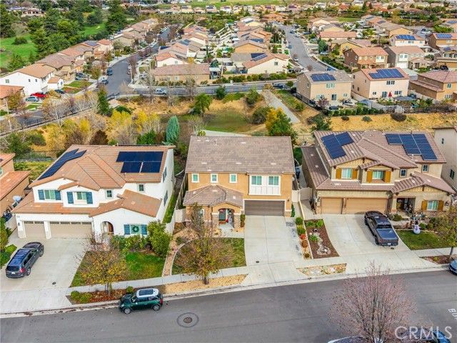 66 Country Club Drive, Calimesa, CA 92320