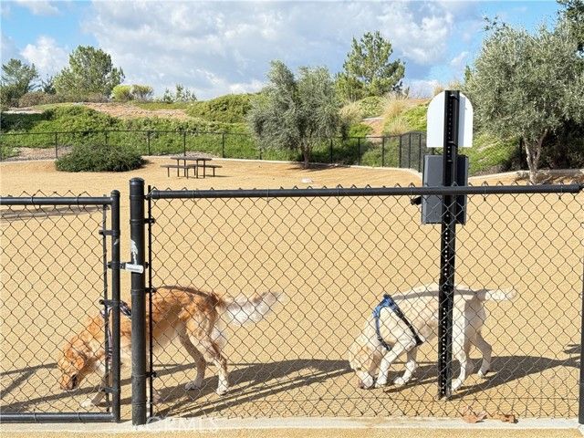 66 Country Club Drive, Calimesa, CA 92320