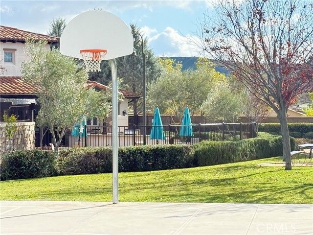 66 Country Club Drive, Calimesa, CA 92320