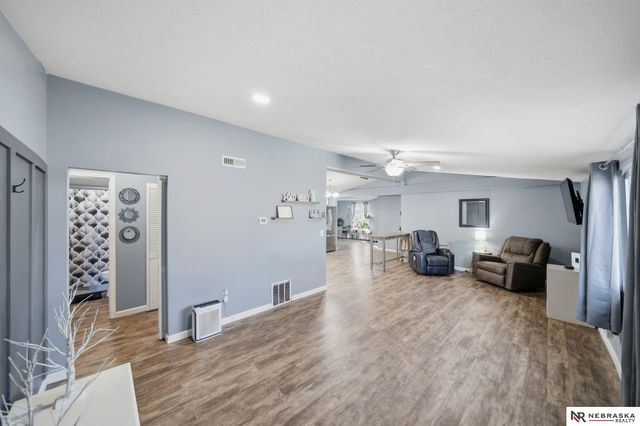 1922 Donald Street, Lincoln, NE 68505