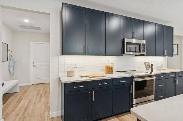 1201 NW Medina Avenue 46, Port St Lucie, FL 34953