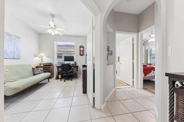 10760 Royal Caribbean Circle, Boynton Beach, FL 33437