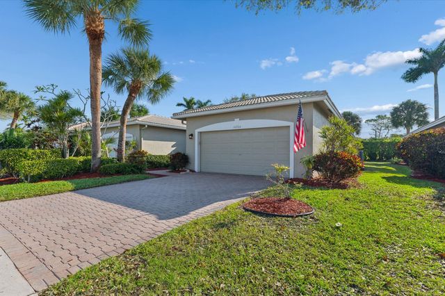 10760 Royal Caribbean Circle, Boynton Beach, FL 33437