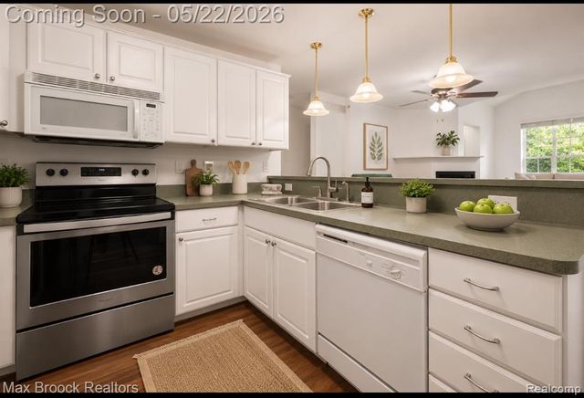 1102 Abigail Court, Walled Lake, MI 48390