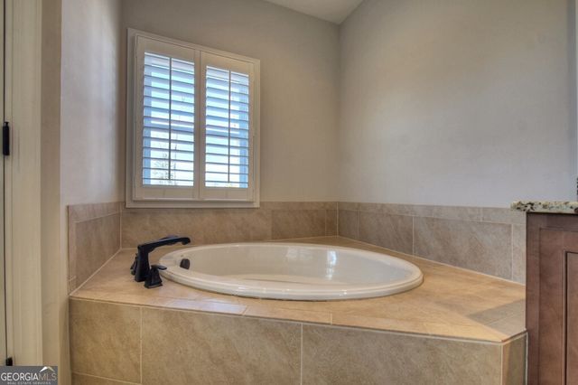 28 Mountaintown Overlook, Ellijay, GA 30540