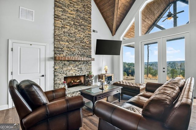 28 Mountaintown Overlook, Ellijay, GA 30540