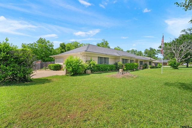 811 Trenton, Tyler, TX 75703