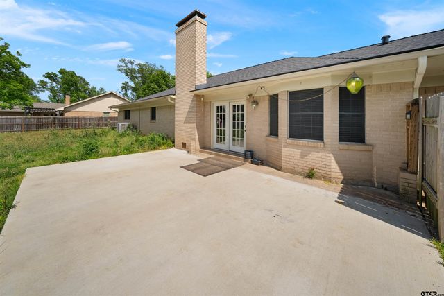 811 Trenton, Tyler, TX 75703