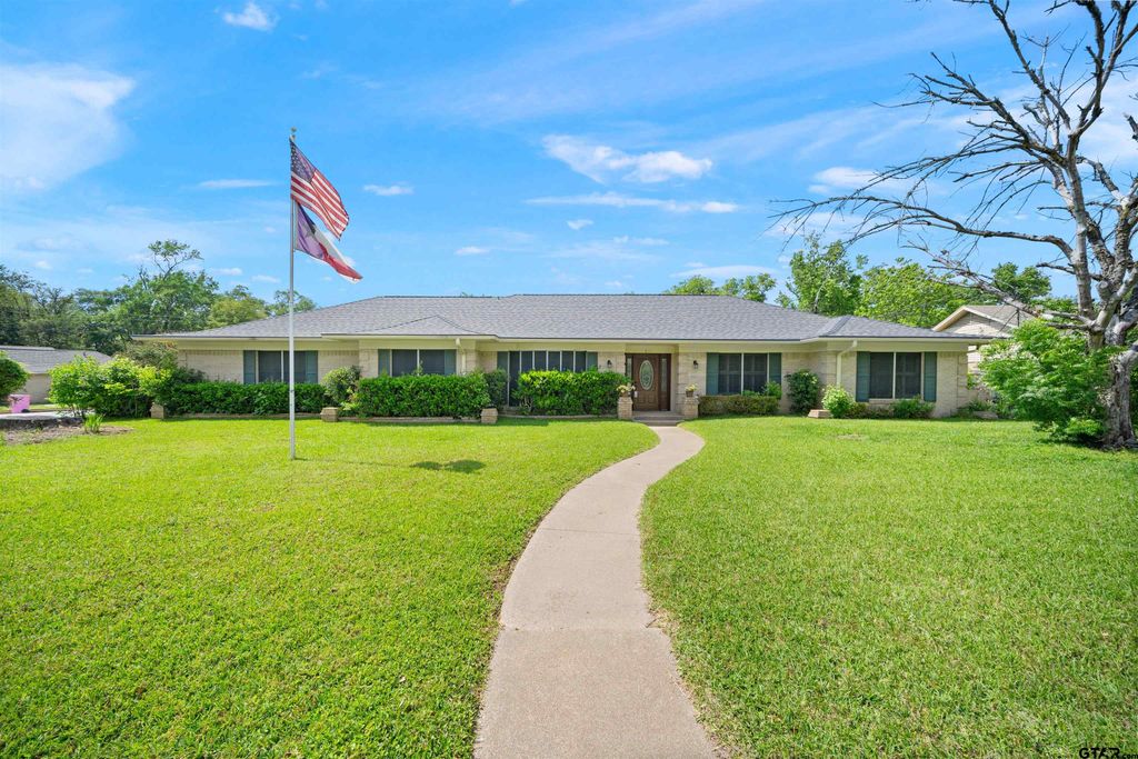 811 Trenton, Tyler, TX 75703