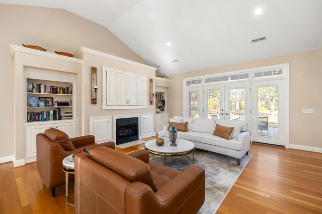 975 Volunteer Court, Sumter, SC 29150