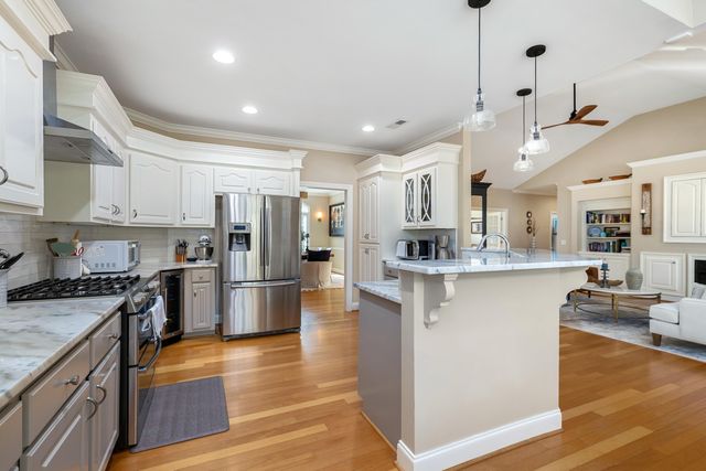 975 Volunteer Court, Sumter, SC 29150