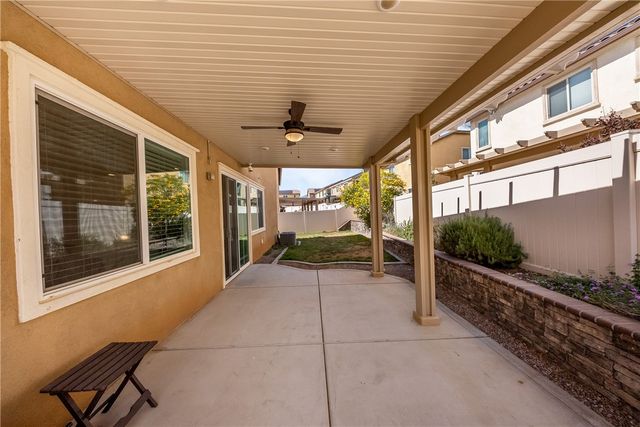1518 Cobalt Court, Beaumont, CA 92223