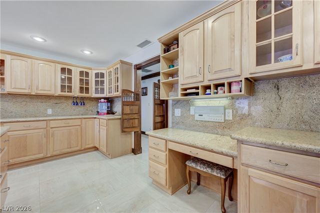 1591 Rocking Horse Drive, Henderson, NV 89002