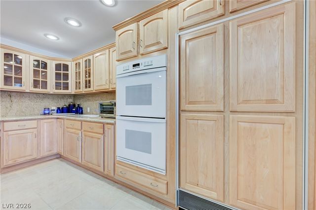 1591 Rocking Horse Drive, Henderson, NV 89002