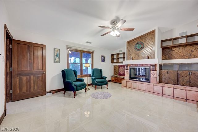 1591 Rocking Horse Drive, Henderson, NV 89002