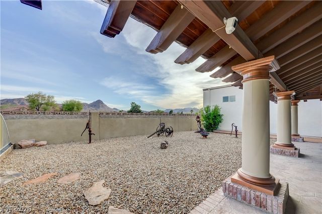 1591 Rocking Horse Drive, Henderson, NV 89002