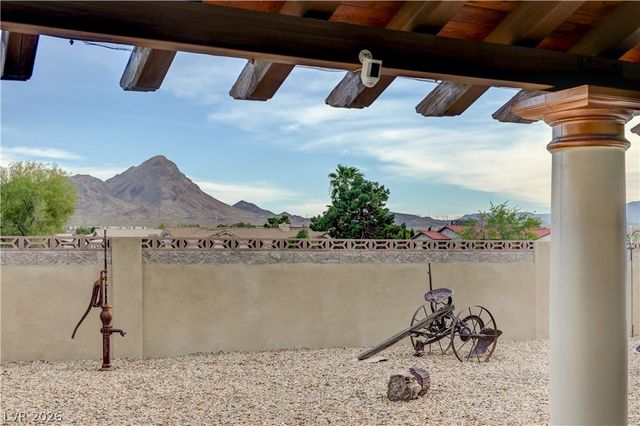 1591 Rocking Horse Drive, Henderson, NV 89002