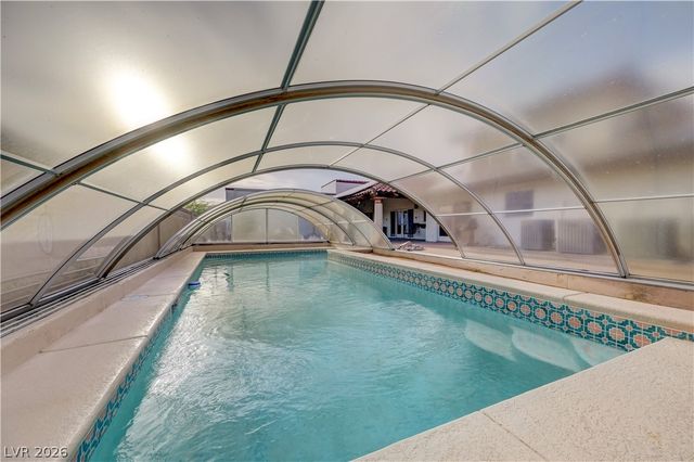 1591 Rocking Horse Drive, Henderson, NV 89002