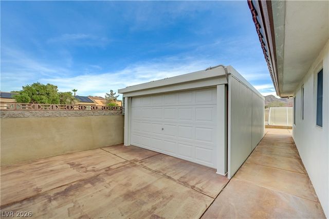 1591 Rocking Horse Drive, Henderson, NV 89002