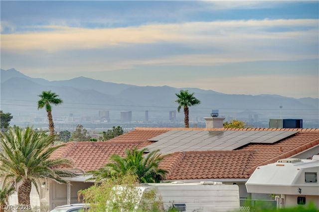 1591 Rocking Horse Drive, Henderson, NV 89002