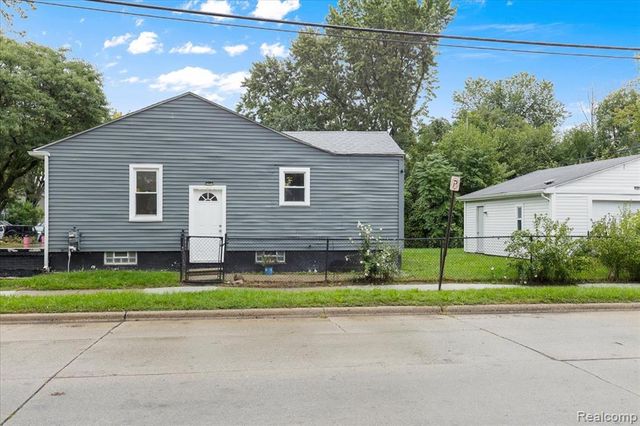 173 W Evelyn Avenue, Hazel Park, MI 48030