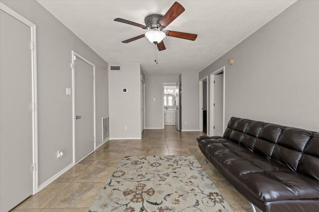 8737 Sabinas Trail, Fort Worth, TX 76118
