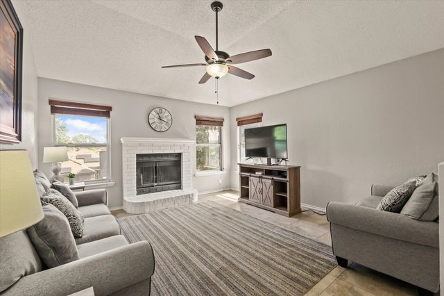 8737 Sabinas Trail, Fort Worth, TX 76118