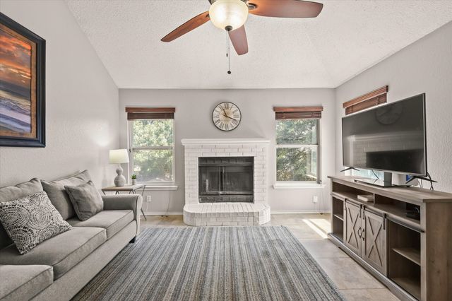 8737 Sabinas Trail, Fort Worth, TX 76118