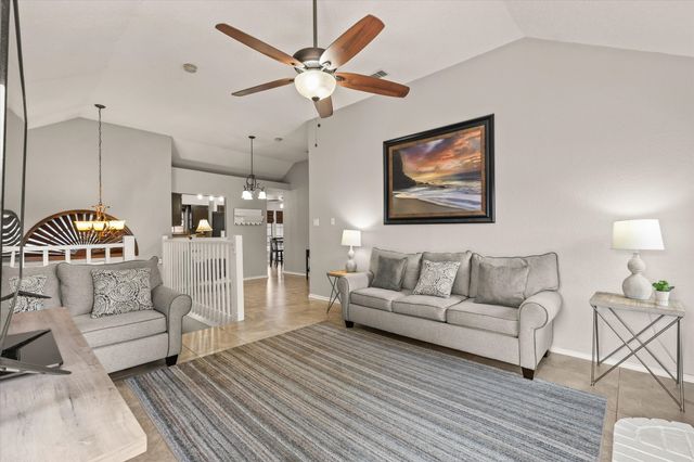 8737 Sabinas Trail, Fort Worth, TX 76118