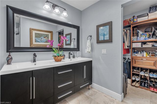 27109 Holly LN, Bonita Springs, FL 34135