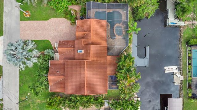27109 Holly LN, Bonita Springs, FL 34135