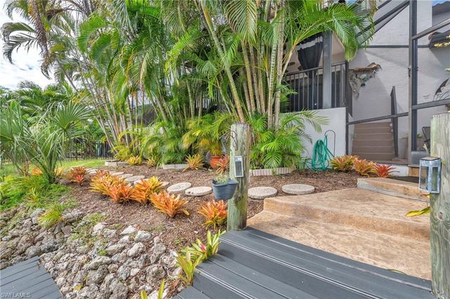 27109 Holly LN, Bonita Springs, FL 34135