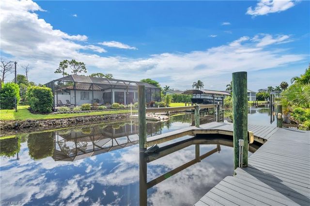 27109 Holly LN, Bonita Springs, FL 34135