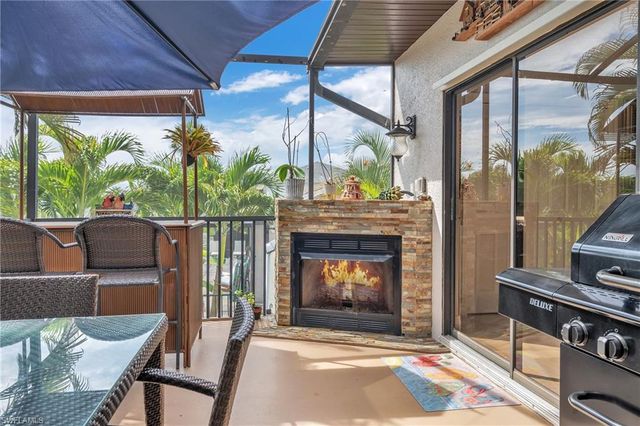 27109 Holly LN, Bonita Springs, FL 34135