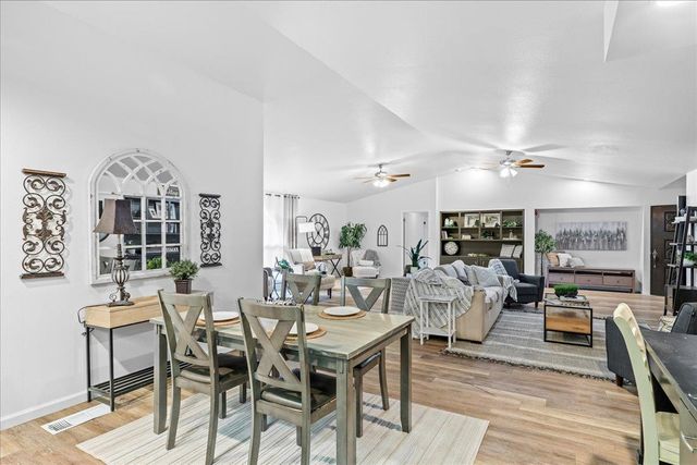 25832 Magnolia Rd, Escalon, CA 95320