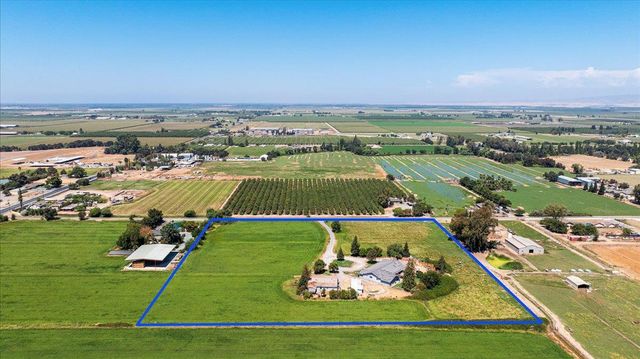 25832 Magnolia Rd, Escalon, CA 95320