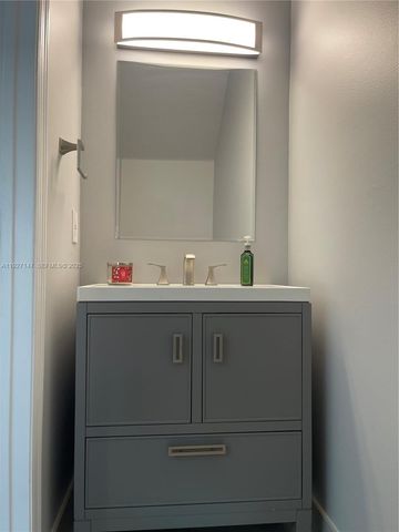 1861 Salerno Cir 1861, Weston, FL 33327