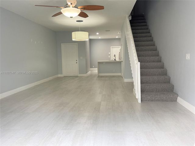 1861 Salerno Cir 1861, Weston, FL 33327