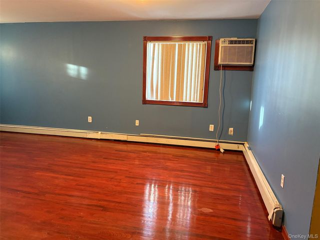 14519 220th Street, Springfield Gardens, NY 11413