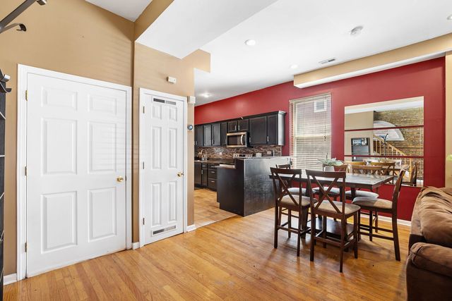 1325 S Claremont Avenue, Chicago, IL 60608
