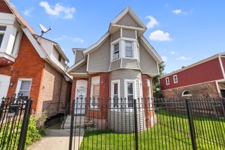 1325 S Claremont Avenue, Chicago, IL 60608