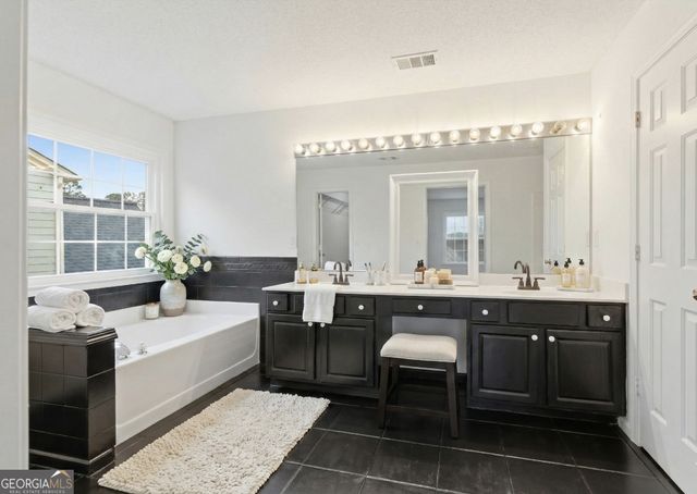 5965 Barrington Lane, Johns Creek, GA 30005