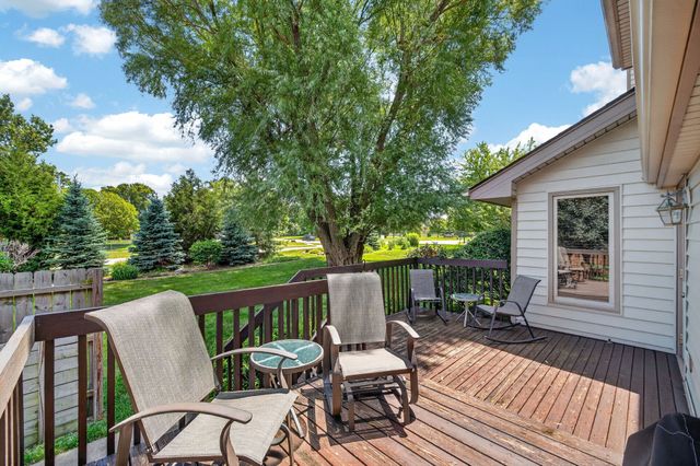 1299 Bentwood Court, Altoona, IA 50009