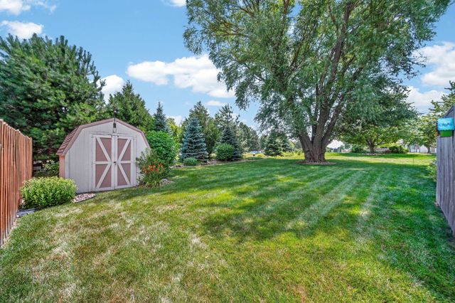 1299 Bentwood Court, Altoona, IA 50009