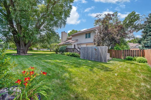 1299 Bentwood Court, Altoona, IA 50009
