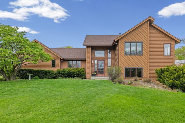 20702 Jaguar Terrace, Lakeville, MN 55044