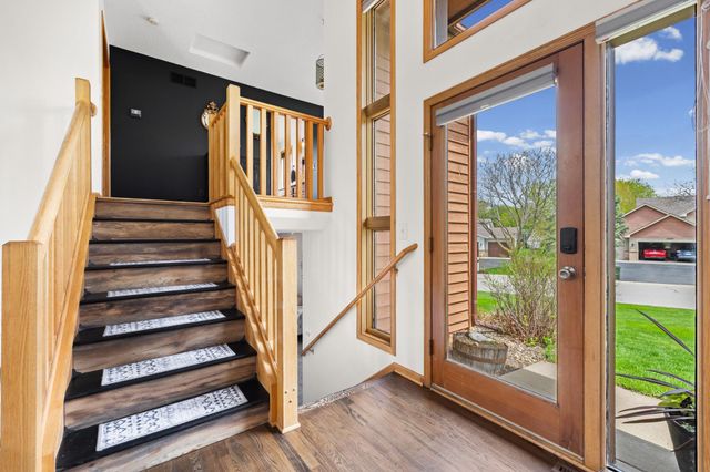 20702 Jaguar Terrace, Lakeville, MN 55044