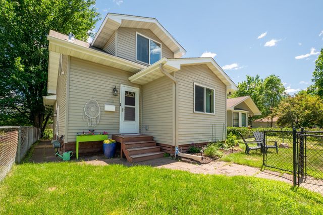 5218 N 4th Street, Minneapolis, MN 55430