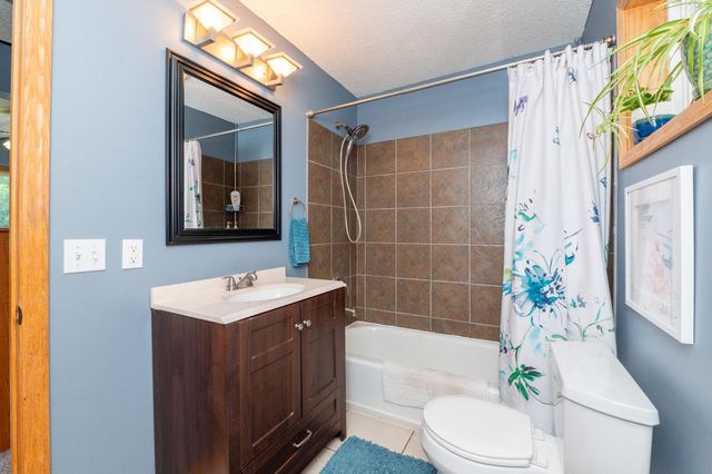 5218 N 4th Street, Minneapolis, MN 55430