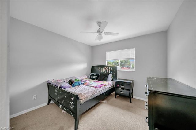 1826 NE 17th PL, Cape Coral, FL 33909